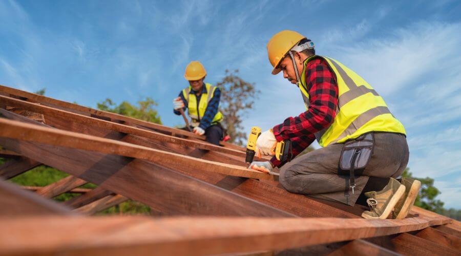 Professional Flat Roofing Installation services in Modesto, IL